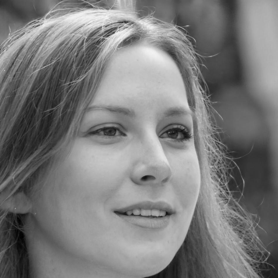 Elena Richter, Steuerberaterin